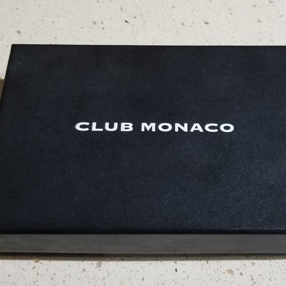 Club Monaco Necklace - Picture 2 of 5